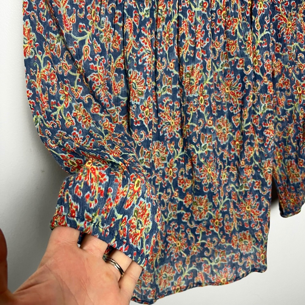Chaps Womens Blue Floral Print Smocked Neck 3/4 Sleeve Blouse Peasant Top Size S - Picture 4 of 5